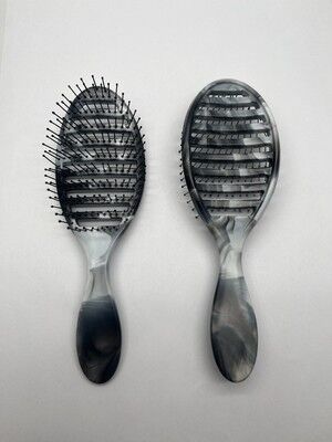 Must-Have Hair Accessories Black and White Hair Combs for Women in Various Shapes